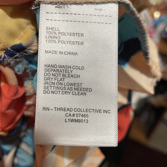 Palm Print Top NWT Medium - Picture 10 of 10